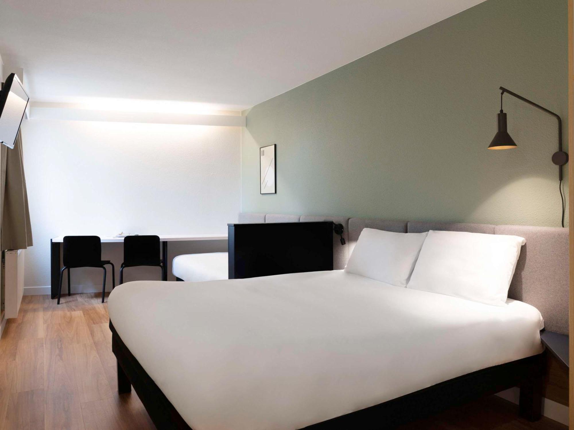 Ibis Nancy-Brabois Hotel Vandoeuvre-les-Nancy Bagian luar foto